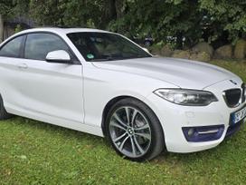 BMW 220, coupe