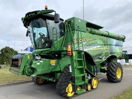 John Deere S790, kombainai