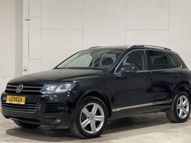Volkswagen Touareg, 4.1 l., Внедорожник / Кроссовер