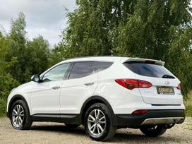 Hyundai Santa Fe, 2.2 l., off-road / crossover