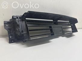 Hyundai Kona, 86989DF070 ; 92209BE
