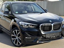 BMW X1, 2.0 l., off-road / crossover