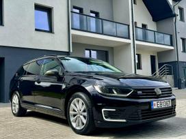 Volkswagen Passat, 1.4 l., universalas