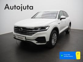 Volkswagen Touareg, 3.0 l., Внедорожник / Кроссовер