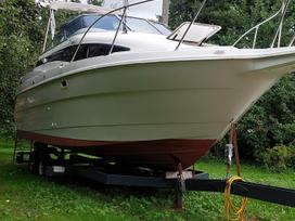Bayliner 2655, jachtos / kateriai