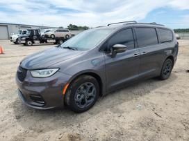 Chrysler Pacifica, Pau, Chrysler pacifica