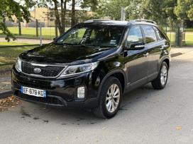 Kia Sorento, 2.0 l., off-road / crossover