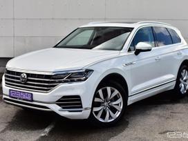 Volkswagen Touareg, 3.0 l., off-road / crossover