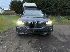 BMW X5, 3.0 l., off-road / crossover