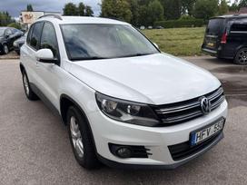 Volkswagen Tiguan, 2.0 l., off-road / crossover