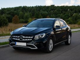 Mercedes-benz Gla180, 1.6 l., sedanas