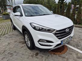 Hyundai Tucson, 1.7 l., off-road / crossover