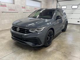 Volkswagen Tiguan, 1.5 l., Внедорожник / Кроссовер
