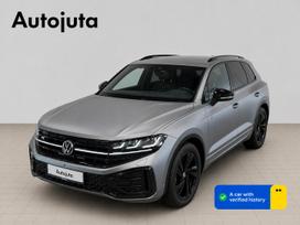 Volkswagen Touareg, 3.0 l., Внедорожник / Кроссовер