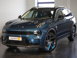 Lynk & Co 01, 1.5 l., off-road / crossover