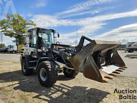 Schaeff TL80, фронтальные погрузчики