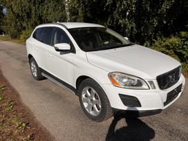 Volvo XC60, 2.0 l., off-road / crossover
