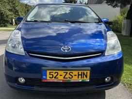 Toyota Prius, 1.5 l., hatchback