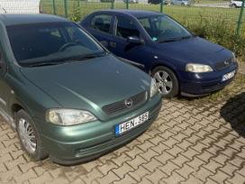 Opel Astra, sedanas