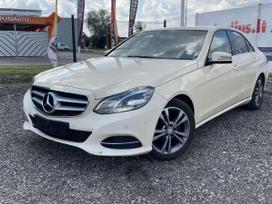 Mercedes-Benz E220, 2.1 l., sedanas