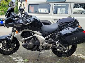 Kawasaki Versys 650cc, kruīza / touring
