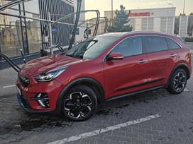 Kia Niro, 64 kwh, visureigis / krosoveris
