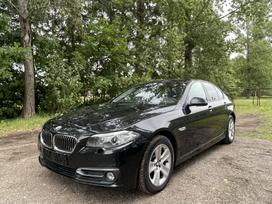 BMW 520, 2.0 l., saloon / sedan