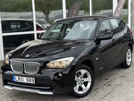 BMW X1, 2.0 l., off-road / crossover