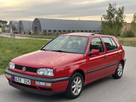 Volkswagen Golf, 1.8 l., hečbekas