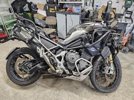 Triumph Tiger, touring / sport touring /