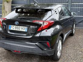 Toyota C-HR, 1.8 l., Внедорожник / Кроссовер