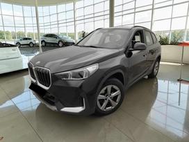 BMW X1, 2.0 l., off-road / crossover
