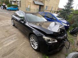 BMW 750, 4.4 l., Седан