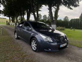 Toyota Avensis, 1.6 l., saloon / sedan