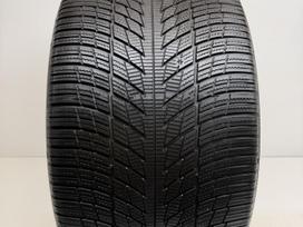 Goodyear UltraGripPerfomance 3 2024m, winter 305/30 R21