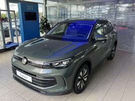 Volkswagen Tiguan, 1.5 l., Внедорожник / Кроссовер