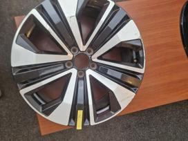 Volvo, lengvojo lydinio, R19