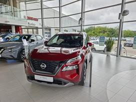 Nissan X-Trail, off-road / crossover