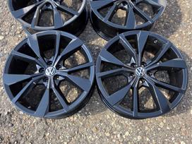 Volkswagen Taigo, light alloy, R18