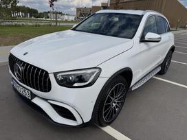Mercedes-Benz GLC300, 2.0 l., off-road / crossover