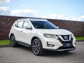Nissan X-Trail, 2.0 l., off-road / crossover