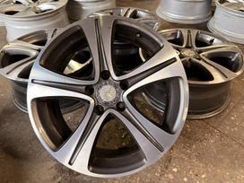Mercedes-Benz, lengvojo lydinio, R17