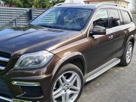 Mercedes-Benz GL350, 3.0 l., off-road / crossover