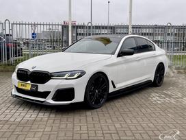 BMW M550, 4.4 l., sedanas
