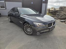 BMW 740, 4.0 l., saloon / sedan