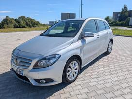 Mercedes-benz B180, 1.5 l., vienatūris