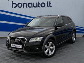 Audi Q5, 2.0 l., off-road / crossover