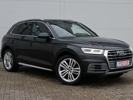 Audi Q5, 2.0 l., off-road / crossover