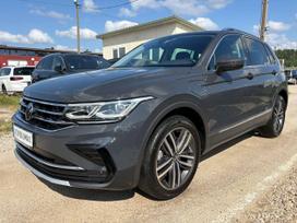 Volkswagen Tiguan, 1.4 l., Внедорожник / Кроссовер