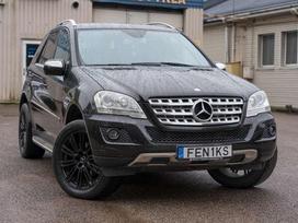 Mercedes-Benz ML350, 3.0 l., Внедорожник / Кроссовер